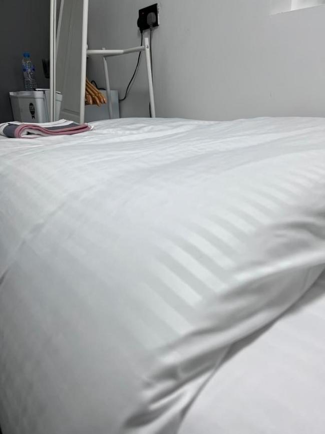 Private Single Room With Ensuite In Chorlton Manchester Kültér fotó