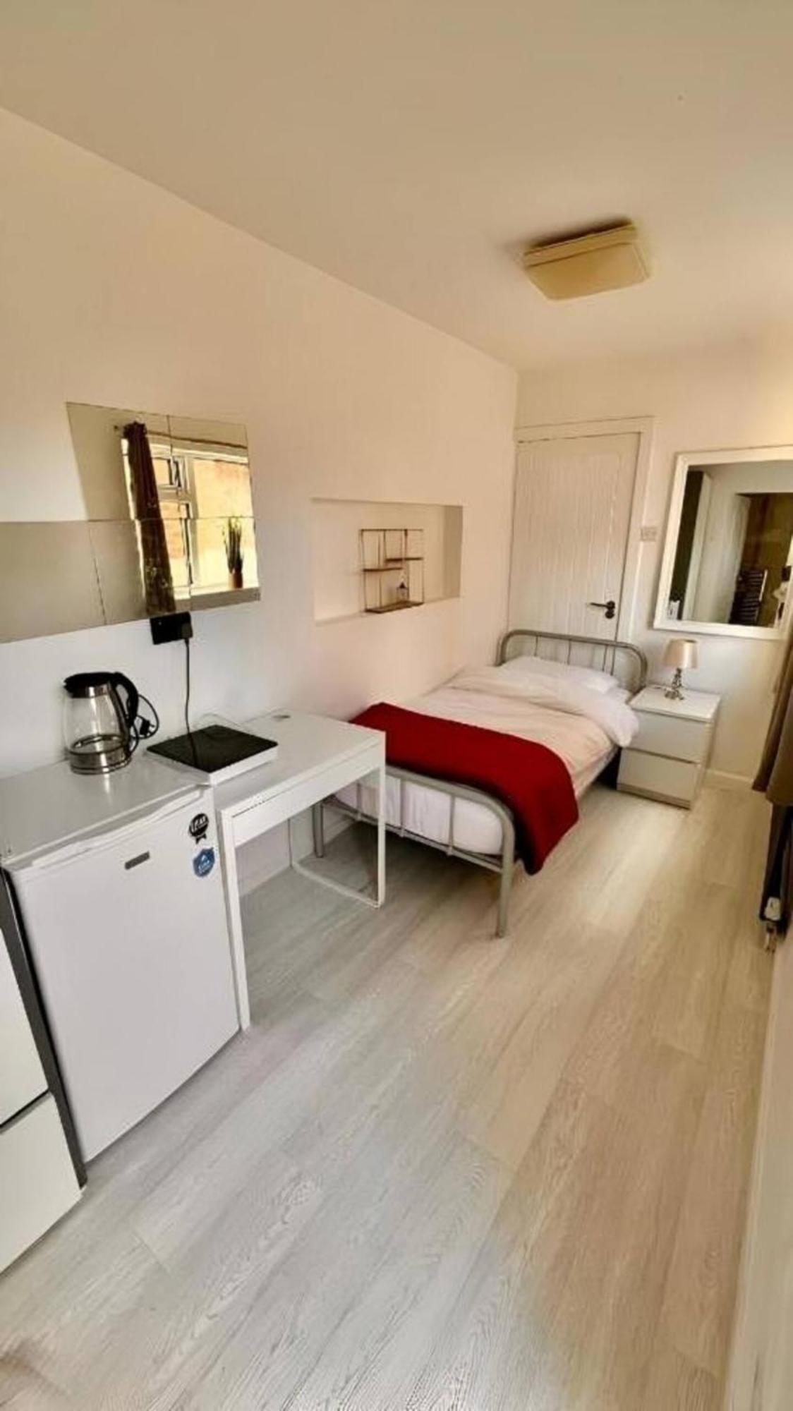 Private Single Room With Ensuite In Chorlton Manchester Kültér fotó